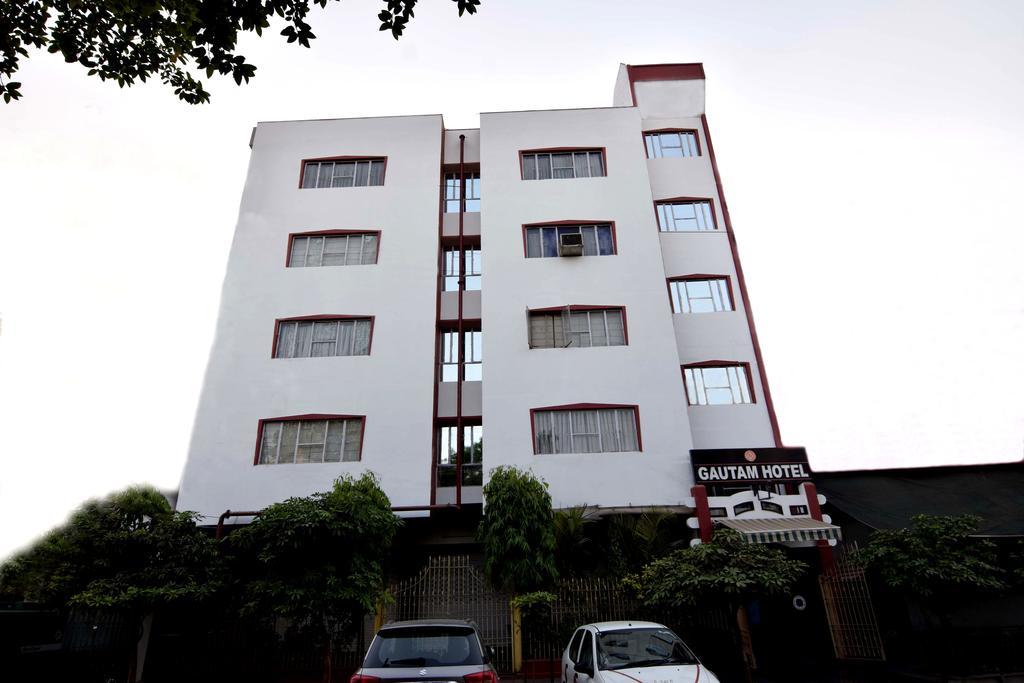 Gautam Hotel Varanasi Exterior foto